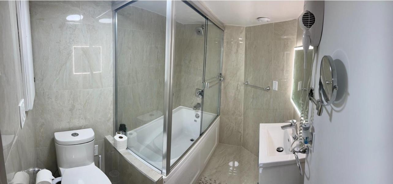 Resort Style Home Living Delta Bagian luar foto